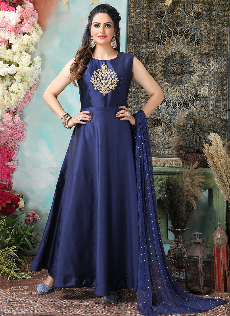 Tapeta gown hot sale